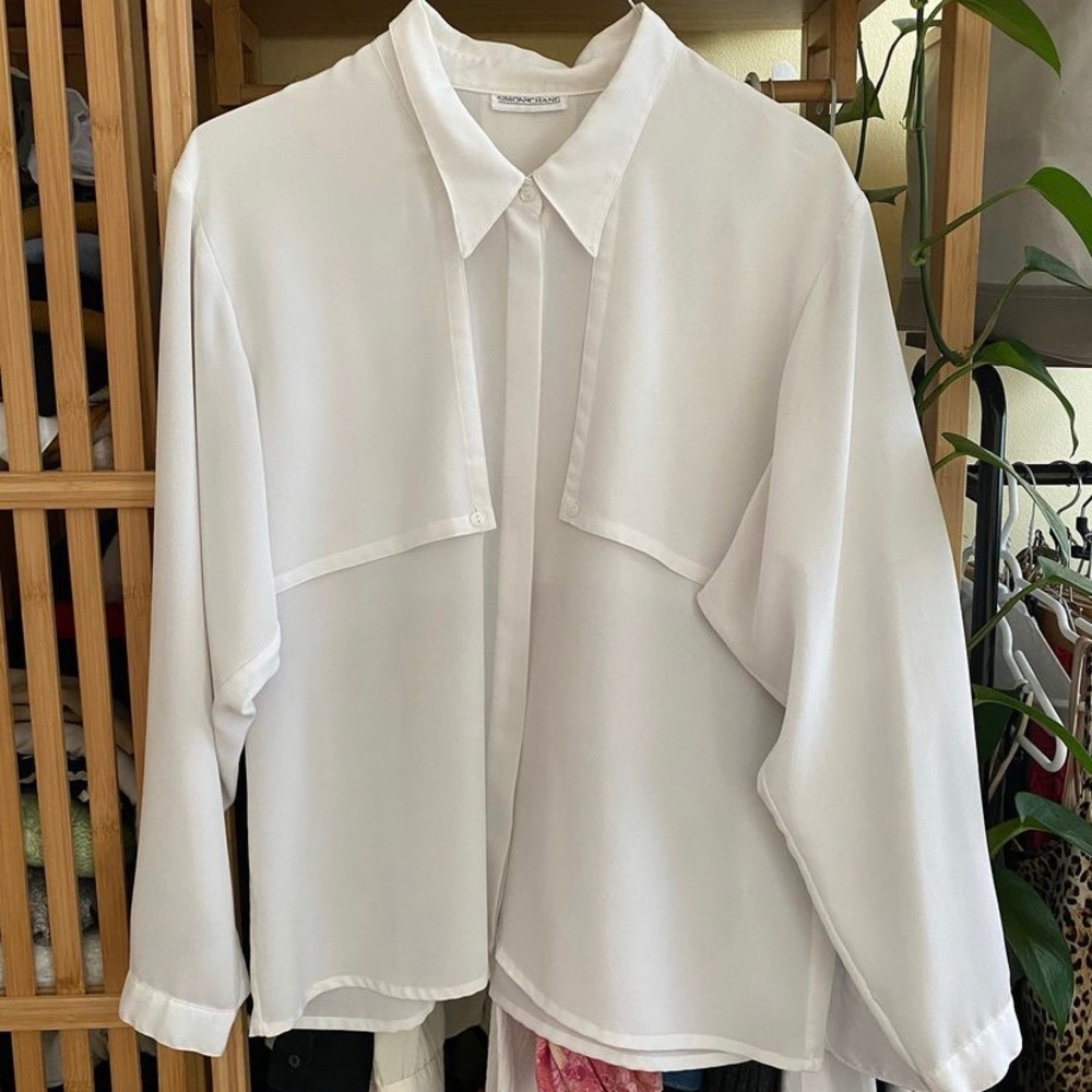 ❌SOLD❌ Simon Chang white button down - Picture 1 of 1